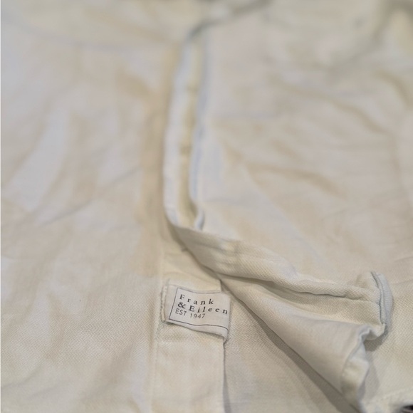 Frank & Eileen White 3/4 Sleeve Button Down The Barry Crinkle Shirt Size XS - Picture 7 of 13